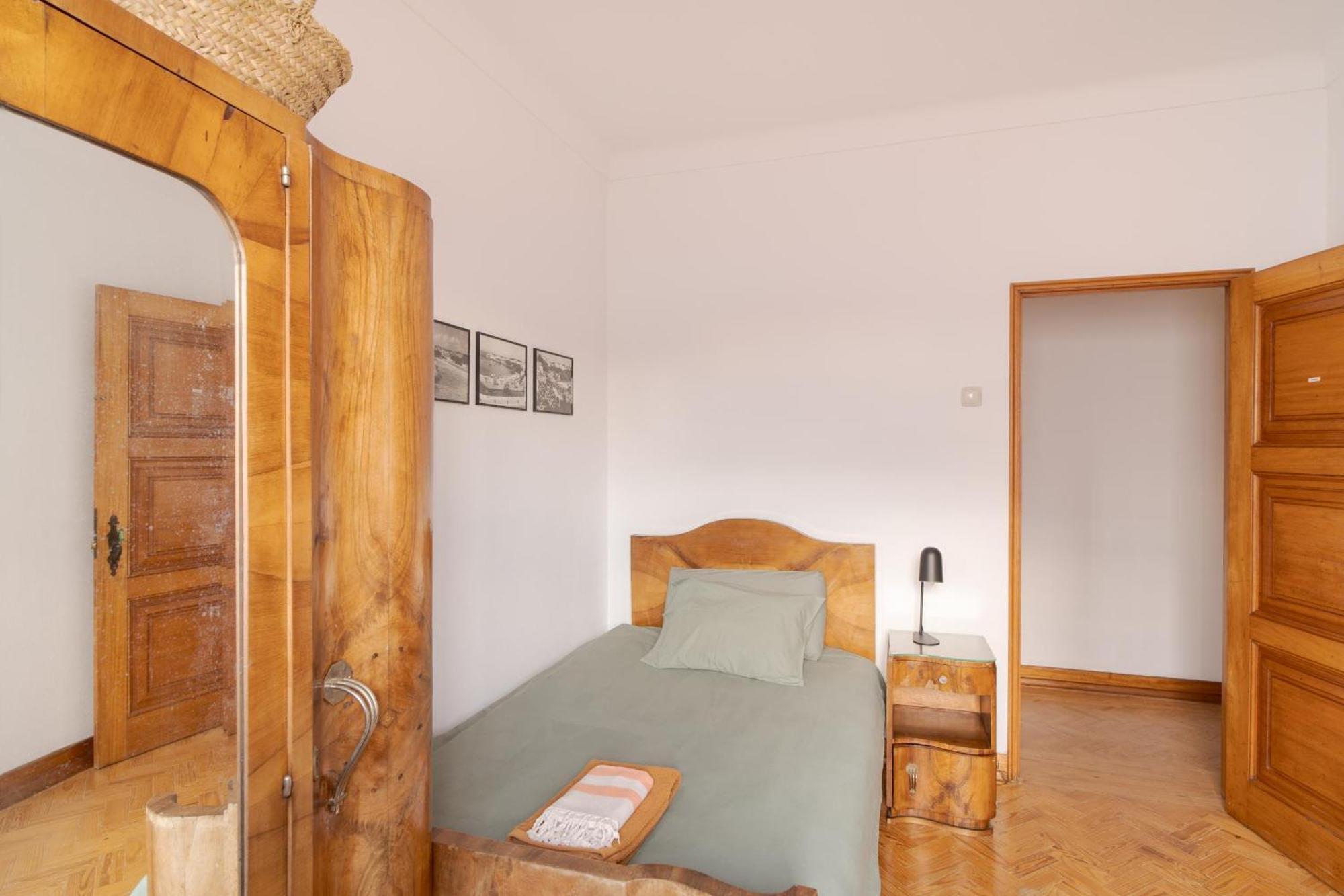 Appartement Manas Coliving à Sines Extérieur photo