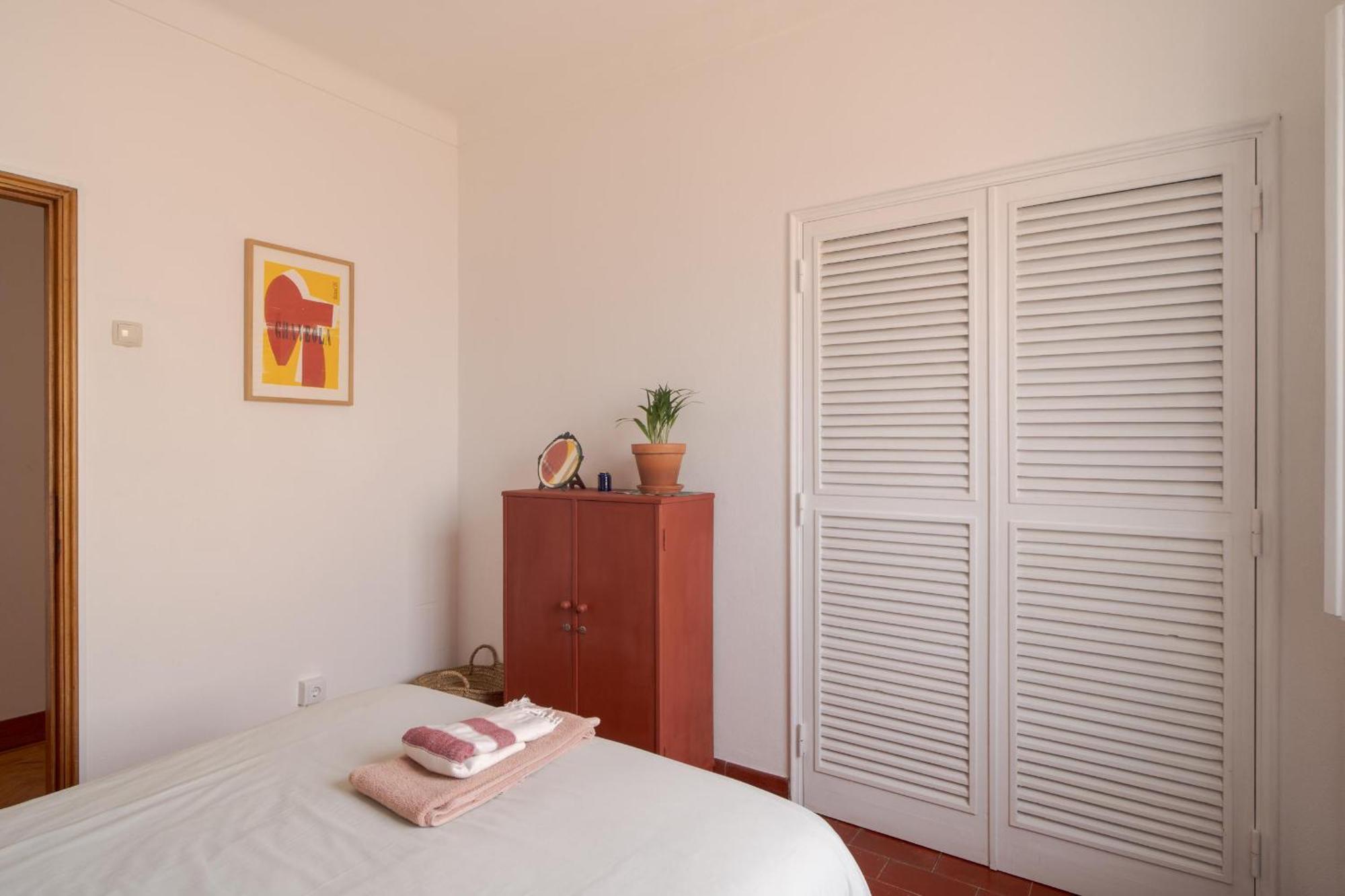 Appartement Manas Coliving à Sines Extérieur photo